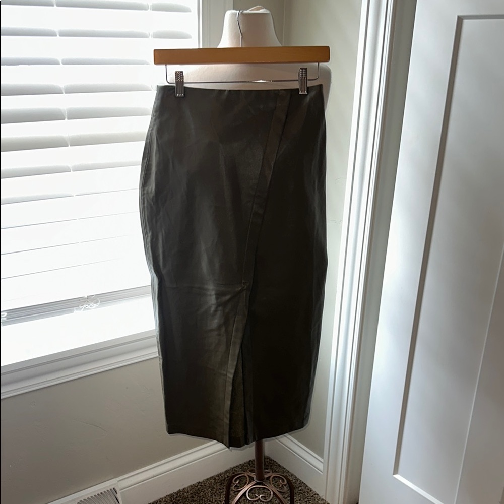 Zara Olive Pencil Skirt